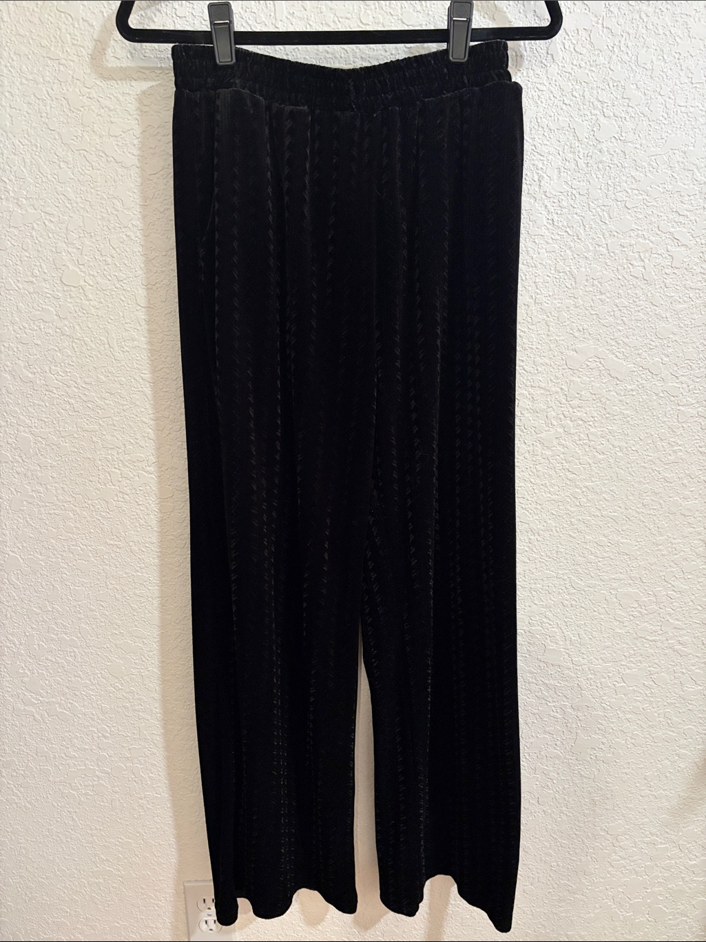 Cider Black Wide-Leg Velvet Pants